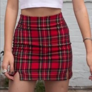 ✰NEW red mini skirt✰